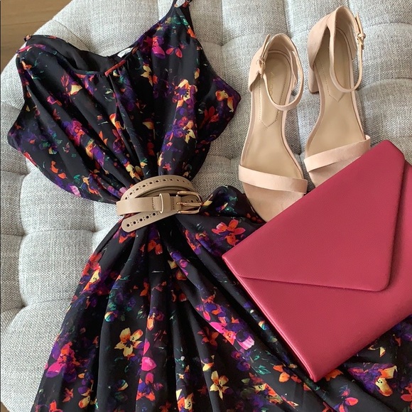 Kismet Dresses & Skirts - Kismet Bell Dress